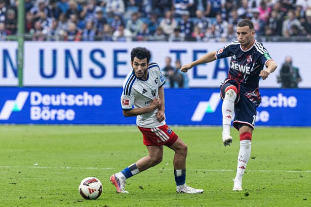 1. Fußball Bundesliga: Hamburger SV - 1. FC Köln; 19.09.2026 Said El Mala (1. FC Köln, 10), Zakaria El Ouahdi (Hamburger SV, 7) 1. Fußball Bundesliga 4. Spieltag: Hamburger SV - 1. FC Köln; Volksparkstadion, Hamburg; 19.09.2026 DFL regulations prohibit any use of photographs as image sequences and or quasi video. Copyright: xBEAUTIFULxSPORTS Buriakovx