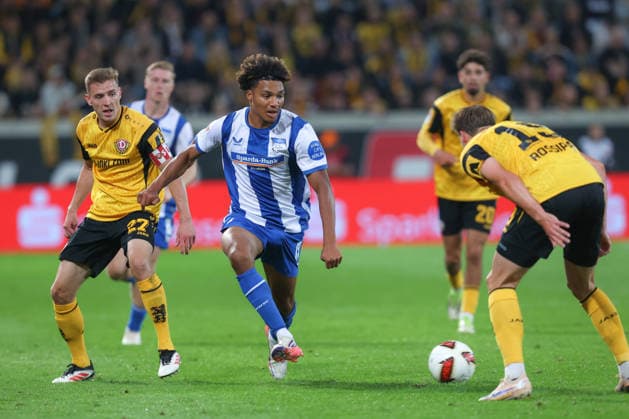 19.09.2026, xtgx, Fussball 2. Bundesliga, SG Dynamo Dresden - Hertha BSC Berlin, v.l. Niklas Hauptmann (Dresden, 27) Oluwaseun Adewumi (Hertha, 19) (DFL DFB REGULATIONS PROHIBIT ANY USE OF PHOTOGRAPHS as IMAGE SEQUENCES and or QUASI-VIDEO) Dresden