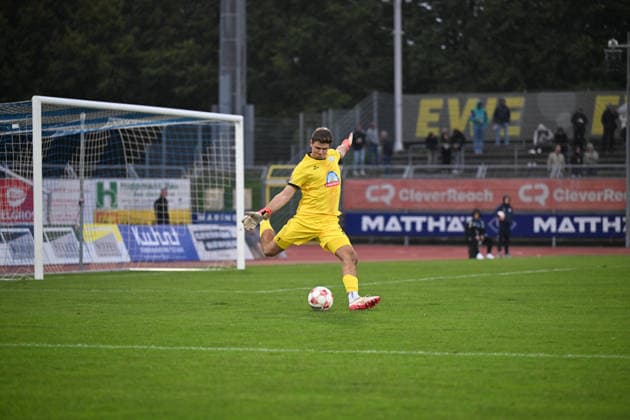 19.09.2026, GER, Fussball, Regionalliga Nord, 10.Spieltag, Saison 2026 2027, Oldenburg, Marschwegstadion, VfB Oldenburg vs SSV Jeddeloh II Moritz ONKEN ( SSV Jeddeloh II 1 ) Oldenburg Marschwegstadion Niedersachsen Deutschland Copyright: xnordphotoxGmbHx xRojahnx