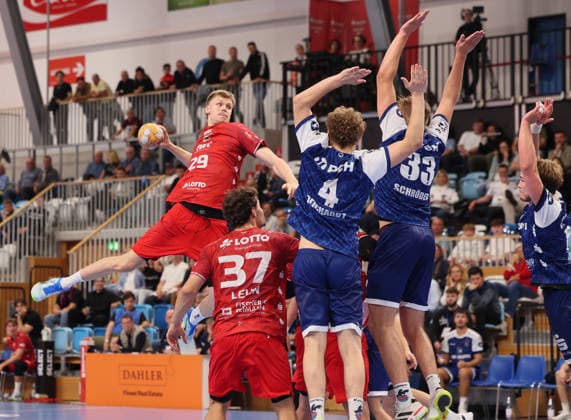 GER HBL2 Saison 2026 2027 VfL Potsdam vs EULEN Ludwigshafen, 19.09.26, MBS Arena, Potsdam Friedrich SCHMITT (Eulen Ludwigshafen 29), Finn LEUN (Eulen Ludwigshafen 37), William REICHARDT (1.VfL Potsdam 4), Tim Niclas SCHRÖDER (1.VfL Potsdam 33)