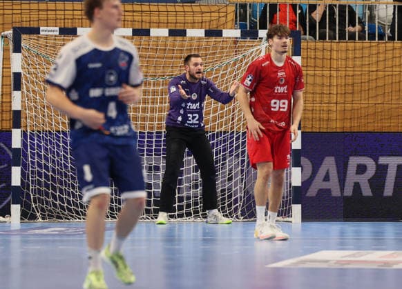 GER HBL2 Saison 2026 2027 VfL Potsdam vs EULEN Ludwigshafen, 19.09.26, MBS Arena, Potsdam Janis BOIECK (Eulen Ludwigshafen 32) ist unzufrieden mit der Leistung seiner Vorderleute, Emotion, Schrei