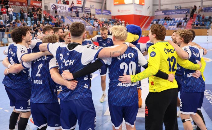 GER HBL2 Saison 2026 2027 VfL Potsdam vs EULEN Ludwigshafen, 19.09.26, MBS Arena, Potsdam Jubel über den Heimsieg, der 1. VfL Potsdam ist momentaner Spitzenreiter der 2. Handballbundesliga, Freudentanz, Emotion