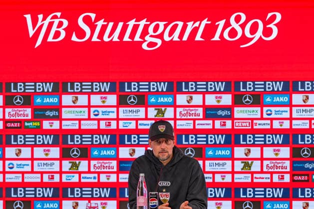 1. Fußball Bundesliga: VfB Stuttgart vs. Borussia Dortmund; 19.09.2026 Stuttgart, GERMANY - 19. September 2026: Sebastian Hoeneß (VfB Stuttgart, Trainer) während der Pressekonferenz nach dem Spiel zwischen dem VfB Stuttgart und Borussia Dortmund am 4. Spieltag der 1. Fußball Bundesliga in der MHP ARENA. Copyright: xBEAUTIFULxSPORTS Steinx