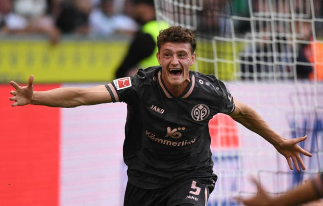19.09.2026, xophax, Fussball 1.Bundesliga.DFL.Fußball. Bor.Mönchengladbach gegen 1.FSV Mainz 05. Eric Martel ( Mainz 05 ) erzielt das 3 zu 2 für Mainz. (DFL DFB REGULATIONS PROHIBIT ANY USE OF PHOTOGRAPHS as IMAGE SEQUENCES and or QUASI-VIDEO) Mönchengladbach