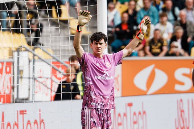 Deutschland: Fussball 3. Liga 2026 - 2027, 7. Spieltag - Alemannia Aachen vs Fortuna Düsseldorf - Tivoli (Aachen): Louis Lord (Fortuna Düsseldorf, 22) erwartet Ecke, Hände hoch, Eckball, konzentriert, Fokus Copyright: xThiemoxRudolphx