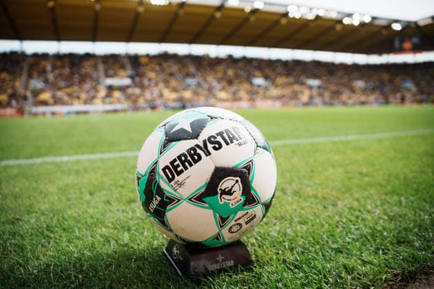 Deutschland: Fussball 3. Liga 2026 - 2027, 7. Spieltag - Alemannia Aachen vs Fortuna Düsseldorf - Tivoli (Aachen): Derbystar - Ball im Tivoli Copyright: xThiemoxRudolphx