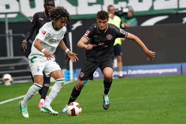 Mönchengladbach Fussball, 1.BL saison 2026 2027 Borussia Mönchengladbach vs 1. FSV Mainz 05, 19.09.2026, Borussia Park, Mönchengladbach Wael Mohya Gladbach Eric Martel 1.FSV Mainz 05, Aktion, Einzelbild