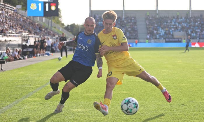 19.09.2026, Fussball, Herren, 3. Liga, Saison 2026 2027, 1. FC Saarbrücken - SG Sonnenhof Großaspach, Philip Fahrner (1. FC Saarbruecken) Lukas Stoppel (SG Sonnenhof Großaspach) Saarbrücken Ludwigsparkstadion Saarland Deutschland Copyright: xFabianxKleerx