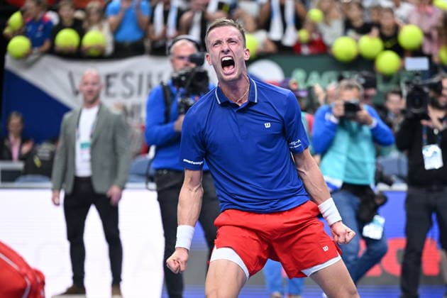 2026 Davis Cup men s team tennis World Championship, WM, Weltmeisterschaft match between the Czech Republic and the United States in Prague, Czech Republic, on September 19, 2026. Match Jiri Lehecka of Czech Republic celebrates victtory against Learner Tien of USA. Czechs defeated the USA 3-2 in the tennis Davis Cup 2nd round qualifier in Prague today and have advanced to the finals, after they lost the doubles and after Jakub Mensik and Jiri Lehecka defeated American Ben Shelton and Learner Tien in the singles. (CTKxPhoto MichaelaxRihova) CTKPhotoP2026091906202  CTKPhotoP2026091906202
