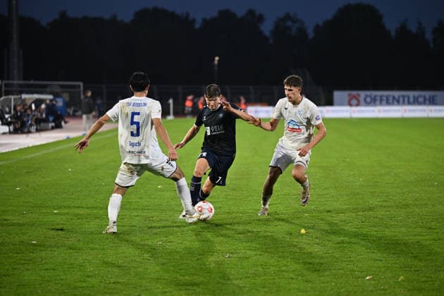 19.09.2026, GER, Fussball, Regionalliga Nord, 10.Spieltag, Saison 2026 2027, Oldenburg, Marschwegstadion, VfB Oldenburg vs SSV Jeddeloh II Vjekoslav TARITAS ( VfB Oldenburg 7 ) Oldenburg Marschwegstadion Niedersachsen Deutschland Copyright: xnordphotoxGmbHx xRojahnx