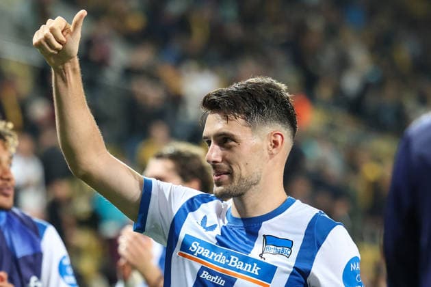 Deutschland: 2. Bundesliga 2026 2027, 7. Spieltag, Dynamo Dresden - Hertha BSC, Rudolf-Harbig-Stadion (Dresden): Jubel nach dem Sieg von Josip Brekalo (Hertha BSC, 7) Copyright: xLucasxWalterx