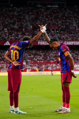 Sevilla FC v FC Barcelona, Barca - LaLiga EA Sports 2026 27 Raphinha right winger of Barcelona and Brazil celebrates after scoring his sides second goal during the LaLiga EA Sports 2026 27 match between Sevilla FC and FC Barcelona at Estadio Ramon Sanchez Pizjuan on September 19, 2026 in Seville, Spain. Seville Spain  Copyright: xJosexBretonx originalFilename:bretonhernandez-sevillaf260919_np76m.jpg