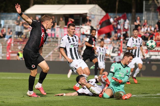 19.09.2026, xsefx, Fußball, FC Viktoria Köln - FC Ingolstadt 04, 3.Liga, Sportpark Höhenberg, 7. Spieltag, Saison 2026 2027: David Otto (FC Viktoria Koeln 10) schießt das Tor zum 2:0 DFB regulations prohibit any use of photographs as image sequences and or quasi-video. Nordrhein-Westfalen Deutschland