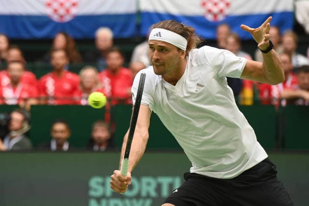 Alexander ZVEREV (GER) Aktion, match1: Alexander ZVEREV (GER) - Matej DODIC (CRO) Deutschland (GER) - Kroatien (CRO) Tennis Davis Cup Qualifiers Round 2 am 19.09.2026 in der Heristo Arena Halle Westfalen, Deutschland. Â