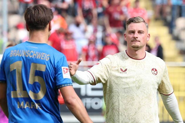 19.09.2026, xrekx, Fussball 2.Bundesliga, 1.FC Kaiserslautern - Eintracht Braunschweig v.l. Max Marie (Eintracht Braunschweig) Marlon Ritter (1.FC Kaiserslautern) Spielende (DFL DFB REGULATIONS PROHIBIT ANY USE OF PHOTOGRAPHS as IMAGE SEQUENCES and or QUASI-VIDEO) Kaiserslautern