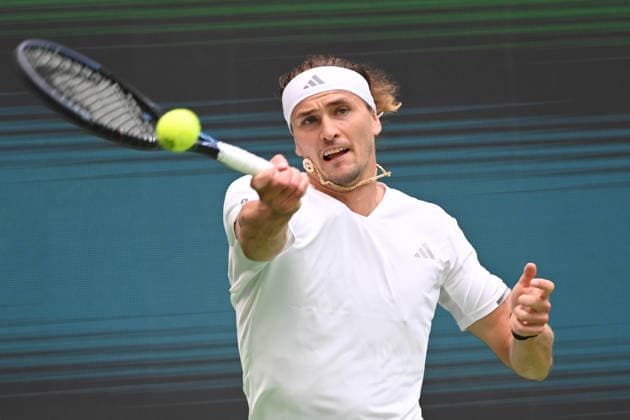 Alexander ZVEREV (GER) Aktion, match1: Alexander ZVEREV (GER) - Matej DODIC (CRO) Deutschland (GER) - Kroatien (CRO) Tennis Davis Cup Qualifiers Round 2 am 19.09.2026 in der Heristo Arena Halle Westfalen, Deutschland. Â