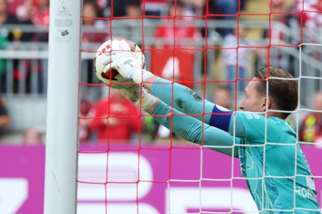 19.09.2026, xrekx, Fussball 2.Bundesliga, 1.FC Kaiserslautern - Eintracht Braunschweig v.l. Ron-Thorben Hoffmann (Eintracht Braunschweig) (DFL DFB REGULATIONS PROHIBIT ANY USE OF PHOTOGRAPHS as IMAGE SEQUENCES and or QUASI-VIDEO) Kaiserslautern