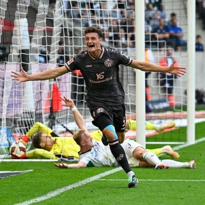 (260920) -- MOENCHENGLADBACH, Sept. 20, 2026 -- Eric Martel of FSV Mainz 05 celebrates scoring during the German first division Bundesliga football match between Borussia Monchengladbach and FSV Mainz 05 in Moenchengladbach, Germany, Sept. 19, 2026. (Photo by Xinhua) (SP)GERMANY-MOENCHENGLADBACH-FOOTBALL-BUNDESLIGA-MONCHENGLADBACH VS MAINZ UlrichxHufnagel 