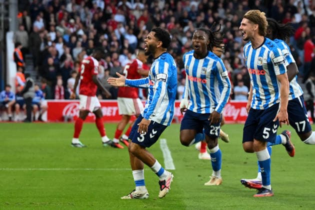 Nottingham Forest FC v Coventry City - Premier League 2026 27 Jay Dasilva of Coventry City celebrates after scoring a goal to make it 0-1 during the Premier League match between Nottingham Forest and Coventry City at the City Ground in Nottingham, on September 19, 2026. Nottingham Nottinghamshire United Kingdom  Copyright: xMIxNewsx originalFilename:fletcher-nottingh260919_npzg0.jpg