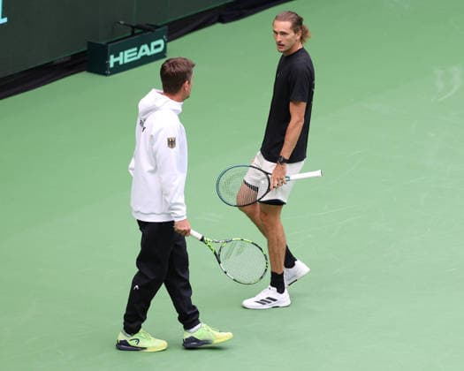 Alexander Zverev (GER), Michael Kohlmann, Davis Cup Captain, Davis Cup Germany vs. Croatia, Heristo Arena, Halle Westf., Germany Tennis - Davis Cup 20026 - - Heristo Arena - Halle West - Northrhine Westphalia - Germany - 20 September 2026. Copyright: xJuergenxHasenkopfx