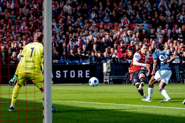 ROTTERDAM - SC Feyenoord Rotterdam forward Anis Hadj Moussa scores to make it 1-0 during the Vriendenloterij Eredivisie match between Feyenoord and FC Utrecht at Stadion De Kuip on 20 September 2026 in Rotterdam, Netherlands. (Photo by DeFodi Images) -