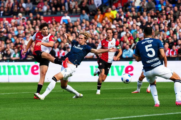 Eredivisie: Feyenoord Rotterdam v FC Utrecht Rotterdam - Nacho Ferri of Feyenoord, Matisse Didden of FC Utrecht during the seventh competition round of the 2026 2027 Eredivisie season. The match is set between Feyenoord Rotterdam and FC Utrecht at Stadion Feijenoord De Kuip on 20 September 2026 in Rotterdam, The Netherlands. Copyright: xYannickxVerhoevenx