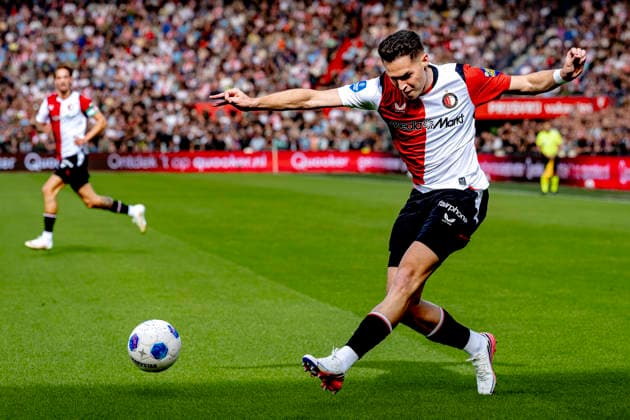 ROTTERDAM - SC Feyenoord Rotterdam defender Mika Marmol during the Vriendenloterij Eredivisie match between Feyenoord and FC Utrecht at Stadion De Kuip on 20 September 2026 in Rotterdam, Nederland. (Photo by DeFodi Images) -
