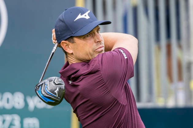 Golf - DP World Tour (European Tour) ˜Rolex Series™ - 2026 BMW PGA, Golf Herren Championship - Final Round - West Course, Wentworth Club - Sunday 20th September 2026 Adrien Saddier (FRA) drives off from the tee on the 11th hole COLORSPORT DANIEL BEARHAM  cspDB_BMWPGA_R4_200926_