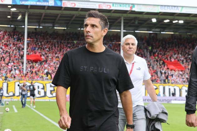 20.09.2026, xtgx, Fussball 2. Bundesliga, FC Energie Cottbus - FC St. Pauli, v.l. Marcel Rapp (St. Pauli, Trainer) (DFL DFB REGULATIONS PROHIBIT ANY USE OF PHOTOGRAPHS as IMAGE SEQUENCES and or QUASI-VIDEO) Cottbus