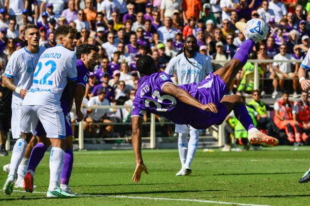 IPA88758197 - Norberto Bercique Gomes Betuncal Beto (Fiorentina) attempts a shot on goal during the ACF Fiorentina vs. SSC Napoli Italian Serie A soccer match in Florence, Italy, on September 20, 2026  Copyright: xFabioxFagiolini IPAxSportx xx IPA88758197