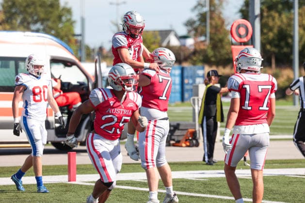 AMERICAN FOOTBALL - U19 European Championship, EM, Europameisterschaft VIENNA,AUSTRIA,20.SEP.26 - AMERICAN FOOTBALL - IFAF Men s U19 European Championships, Austria vs Czech Republic. Image shows the rejoicing of AUT.  GEPAxpictures xDavidxBitzan