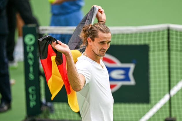 Alexander Zverev GER mit Deutscher Flagge 20.09.2026 ¢ Tennis ¢ Davis Cup Qualifiers 2. Runde ¢ Deutschland vs Kroatien , heristo-arena, Halle (Westfalen), NRW Germany