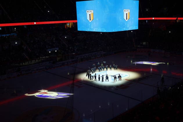 Saisoneroeffnung 2026 27 Adler Mannheim GER Adler Mannheim - Eisbaeren Berlin Eishockey DEL 2.Spieltag Saison 2026 2027 20.09.2026 GER Adler Mannheim - Eisbaeren Berlin Eishockey PENNY DEL 2.Spieltag Season Saison 2026 2027 20.09.2026 Mannheim Copyright: xEibner-Pressefoto JoergxHirschx EP_JHH
