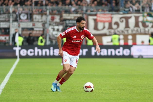 10 Tolcay Cigerci (Energie Cottbus) Fussball 2. Bundesliga 2026 2027 FC Energie Cottbus - FC St. Pauli