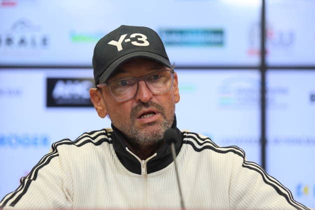 Trainer Claus-Dieter Wollitz (Energie Cottbus) Fussball 2. Bundesliga 2026 2027 FC Energie Cottbus - FC St. Pauli
