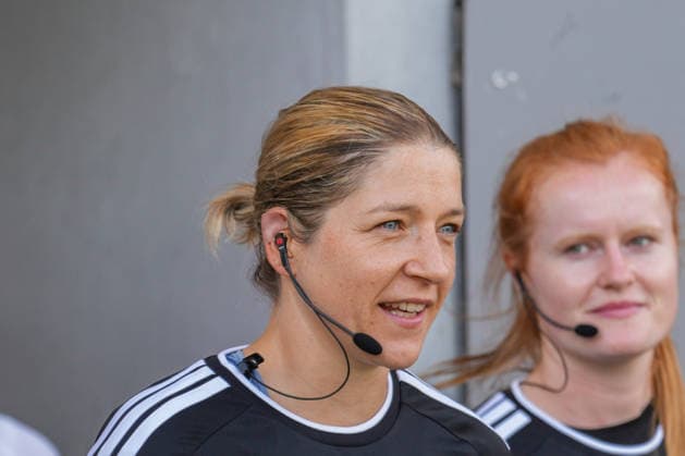 Google Pixel Frauen-Bundesliga: SC Freiburg vs. Bayer 04 Leverkusen, 20.09.2026 Karoline Wacker (Schiedsrichterin) Google Pixel Frauen-Bundesliga: SC Freiburg vs. Bayer 04 Leverkusen, Dreisamstadion, 20.09.2026 DFB DFL REGULATIONS PROHIBIT ANY USE OF PHOTOGRAPHS AS IMAGE SEQUENCES AND OR QUASI-VIDEO. Copyright: xBEAUTIFULxSPORTS Boscox