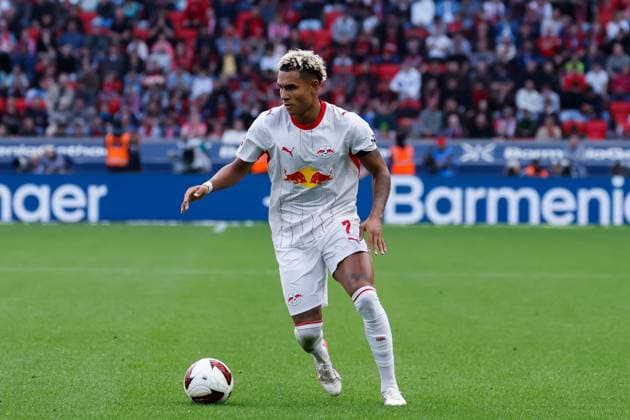 LEVERKUSEN - Antonio Nusa of RB Leipzig controls the ball during the Bundesliga match between Bayer 04 Leverkusen and RB Leipzig at the BayArena on September 20, 2026, in Leverkusen, Germany. MARCEL TER BALS ANP Bundesliga 2026 27 xVIxANPxSportx xMarcelxterxBalsxIVx 569402894 originalFilename: 569402894.jpg