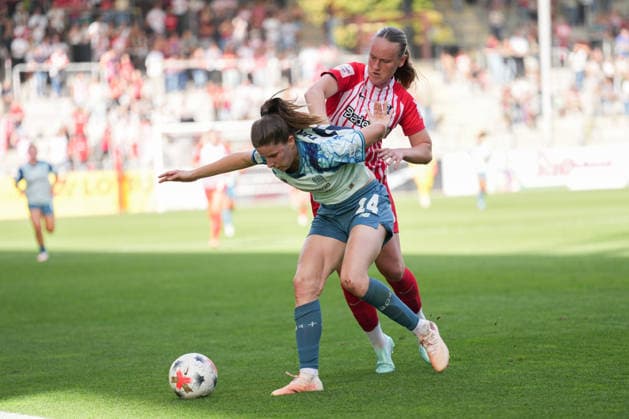 Google Pixel Frauen-Bundesliga: SC Freiburg vs. Bayer 04 Leverkusen, 20.09.2026 Zweikampf zwischen Lilla Turanyi (Bayer 04 Leverkusen, 24) und Luca-Emily Birkholz (SC Freiburg, 23) Google Pixel Frauen-Bundesliga: SC Freiburg vs. Bayer 04 Leverkusen, Dreisamstadion, 20.09.2026 DFB DFL REGULATIONS PROHIBIT ANY USE OF PHOTOGRAPHS AS IMAGE SEQUENCES AND OR QUASI-VIDEO. Copyright: xBEAUTIFULxSPORTS Boscox