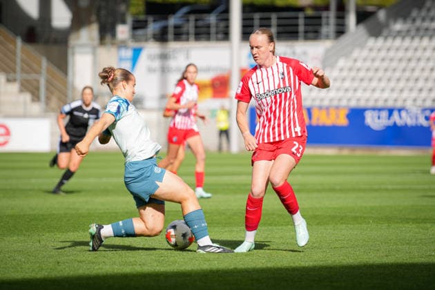 Fussball, Google Pixel Frauen-Bundesliga, 5. Spieltag, 2026 2027, SC Freiburg vs. Bayer 04 Leverkusen, 20.09.2026, Dreisamstadion, Freiburg, Luca Birkholz (SC Freiburg, 23) Freiburg Dreisamstadion Baden-Württemberg Deutschland Copyright: xFINLEYxMÖRCHx