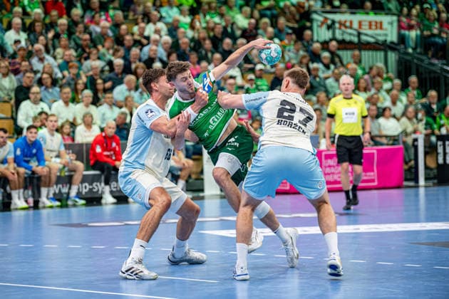 OPEL Handball Bundesliga; HSG Wetzlar - VfL Gummersbach, 20.09.26 Niklas Theiß (HSG Wetzlar, 9), Kristjan Horzen (VfL Gummersbach, 27), Å tepan Zeman (VfL Gummersbach, 66) OPEL Handball Bundesliga; HSG Wetzlar - VfL Gummersbach: Wetzlar, 20.09.26 Copyright: xBEAUTIFULxSPORTS Roeczeyx