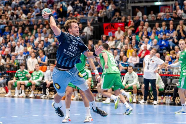 Düsseldorf, 20.09.2026, Handball, Herren, Opel Bundesliga, 5. Spieltag, 2026 2027: Bergische HC Füchse Berlin Tom Bergner (Bergischer HC, 28) beim Torwurf