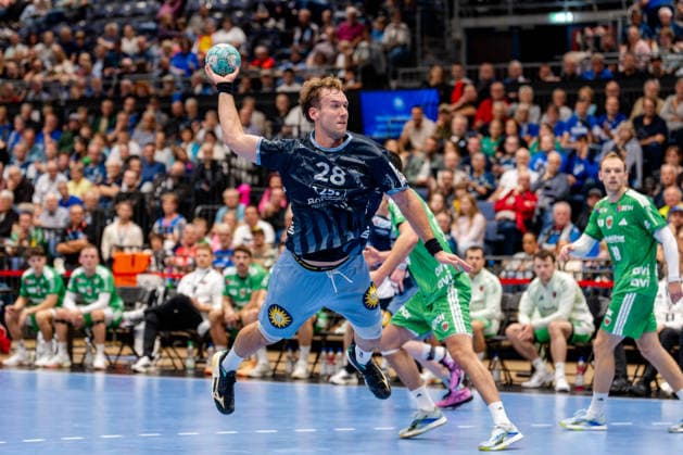 Düsseldorf, 20.09.2026, Handball, Herren, Opel Bundesliga, 5. Spieltag, 2026 2027: Bergische HC Füchse Berlin Tom Bergner (Bergischer HC, 28) beim Torwurf