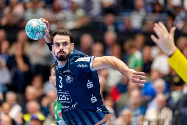 Düsseldorf, 20.09.2026, Handball, Herren, Opel Bundesliga, 5. Spieltag, 2026 2027: Bergische HC Füchse Berlin Gabriel da Rocha Viana (Bergischer HC, 3) beim Torwurf