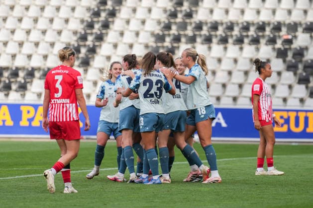 Google Pixel Frauen-Bundesliga: SC Freiburg vs. Bayer 04 Leverkusen, 20.09.2026 Torjubel zum 1:1 durch Cornelia Kramer (Bayer 04 Leverkusen, 7) Google Pixel Frauen-Bundesliga: SC Freiburg vs. Bayer 04 Leverkusen, Dreisamstadion, 20.09.2026 DFB DFL REGULATIONS PROHIBIT ANY USE OF PHOTOGRAPHS AS IMAGE SEQUENCES AND OR QUASI-VIDEO. Copyright: xBEAUTIFULxSPORTS Boscox