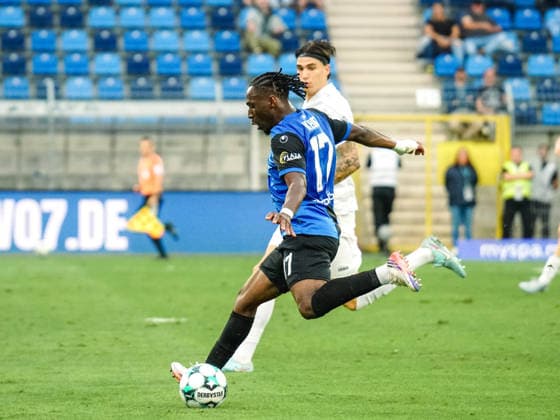 20.09.2026, xwppx, Fussball 3.Liga, SV Waldhof Mannheim - Preußen Münster v.l. Torschuss Owono-Darnell Keumo (SV Waldhof Mannheim)