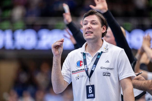 Johannes Sellin (HC Erlangen, Trainer) gestikuliert GER, TBV Lemgo Lippe vs. HC Erlangen, Handball, 1. Bundesliga, 5. Spieltag, Spielzeit 2026 2027, 20.09.2026 GER, TBV Lemgo Lippe vs. HC Erlangen, Handball, 1. Bundesliga, 5. Spieltag, Spielzeit 2026 2027, 20.09.2026 Lemgo Copyright: xEibner-Pressefoto JanxRollingerx EP_JSK