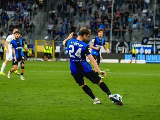 20.09.2026, xwppx, Fussball 3.Liga, SV Waldhof Mannheim - Preußen Münster v.l. Spielaufbau durch Lukas Klünter (SV Waldhof Mannheim)