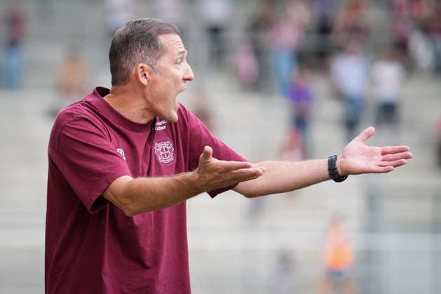 Fussball, Google Pixel Frauen-Bundesliga, 5. Spieltag, 2026 2027, SC Freiburg vs. Bayer 04 Leverkusen, 20.09.2026, Dreisamstadion, Freiburg,Roberto Pätzold Roberto Paetzold (Bayer 04 Leverkusen, Cheftrainer) Freiburg Dreisamstadion Baden-Württemberg Deutschland Copyright: xFINLEYxMÖRCHx
