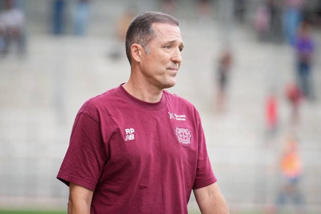 Fussball, Google Pixel Frauen-Bundesliga, 5. Spieltag, 2026 2027, SC Freiburg vs. Bayer 04 Leverkusen, 20.09.2026, Dreisamstadion, Freiburg, Roberto Pätzold Roberto Paetzold (Bayer 04 Leverkusen, Cheftrainer) Freiburg Dreisamstadion Baden-Württemberg Deutschland Copyright: xFINLEYxMÖRCHx