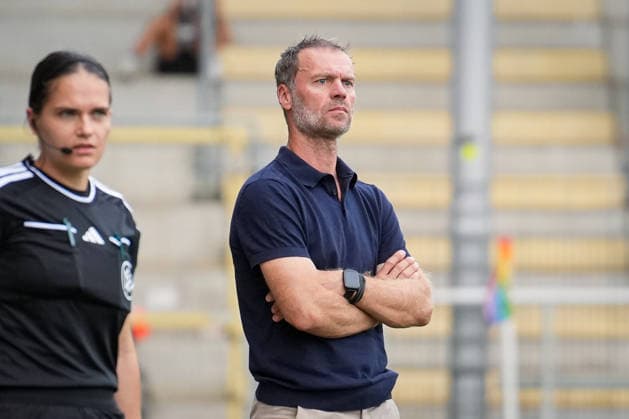 Fussball, Google Pixel Frauen-Bundesliga, 5. Spieltag, 2026 2027, SC Freiburg vs. Bayer 04 Leverkusen, 20.09.2026, Dreisamstadion, Freiburg, Marco Konrad (SC Freiburg, Trainer) Freiburg Dreisamstadion Baden-Württemberg Deutschland Copyright: xFINLEYxMÖRCHx